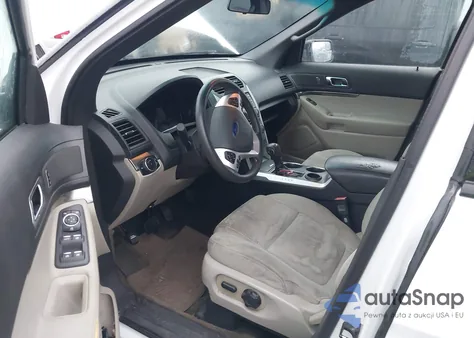 2013 Ford Explorer z USA, uszkodzony, nr VIN 1FM5K7B85DGC09271